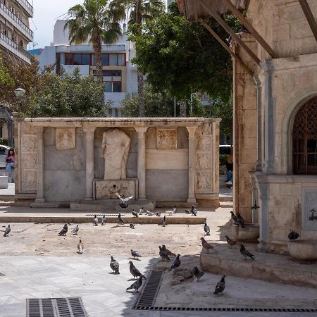 Electra Luxury Apartment At The Heraklion Center Exteriör bild