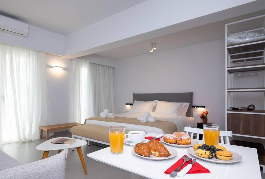 Electra Luxury Apartment At The Heraklion Center Exteriör bild
