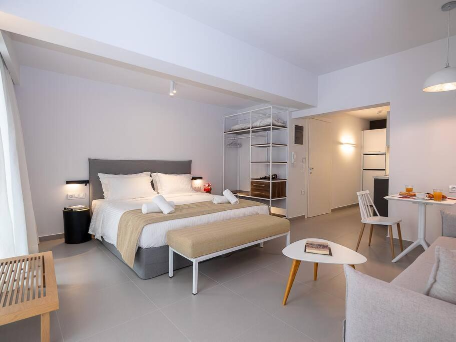 Electra Luxury Apartment At The Heraklion Center Exteriör bild