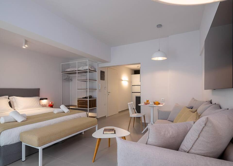Electra Luxury Apartment At The Heraklion Center Exteriör bild