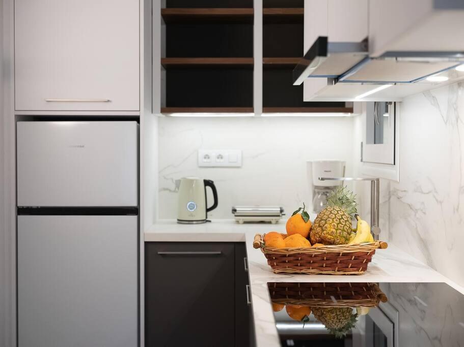 Electra Luxury Apartment At The Heraklion Center Exteriör bild