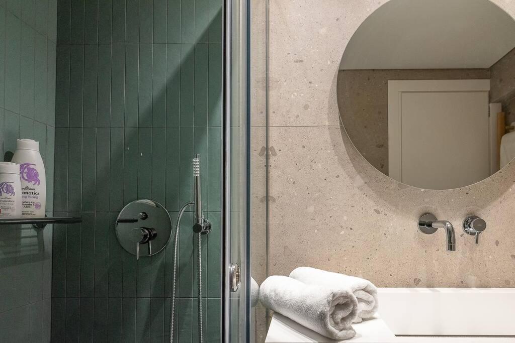 Electra Luxury Apartment At The Heraklion Center Exteriör bild